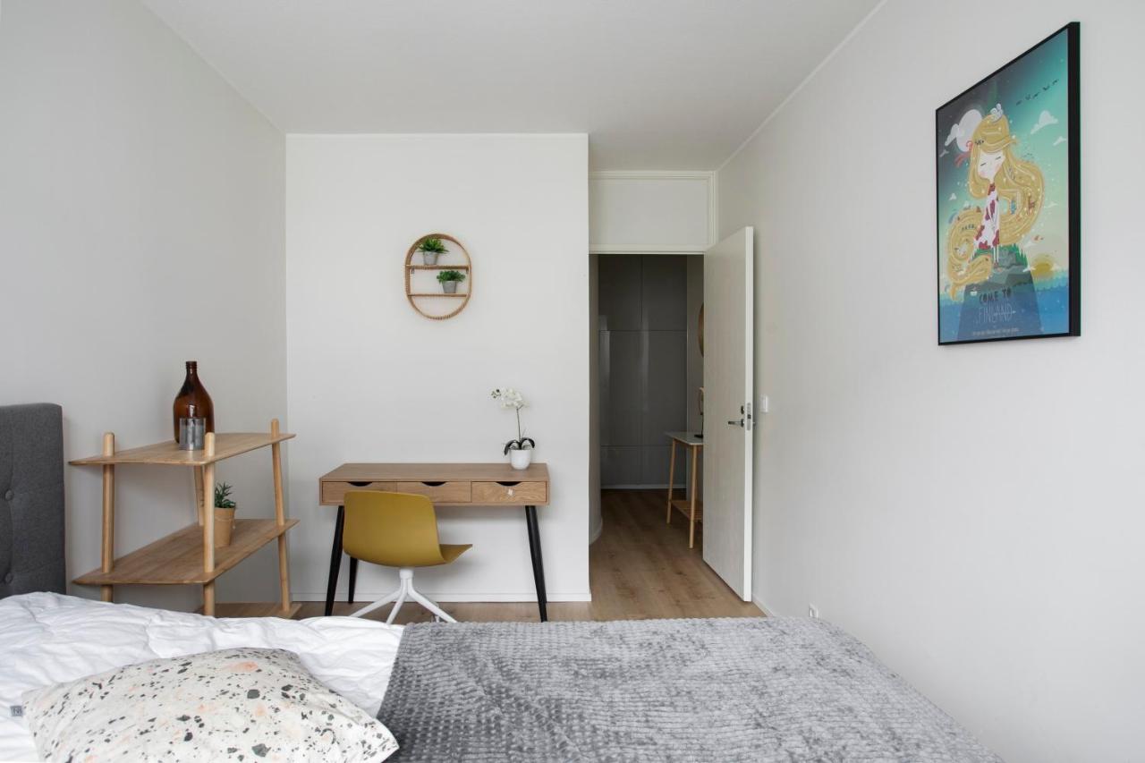 Poista 2ndhomes 2br With Balcony In Punavuori * Helsinki