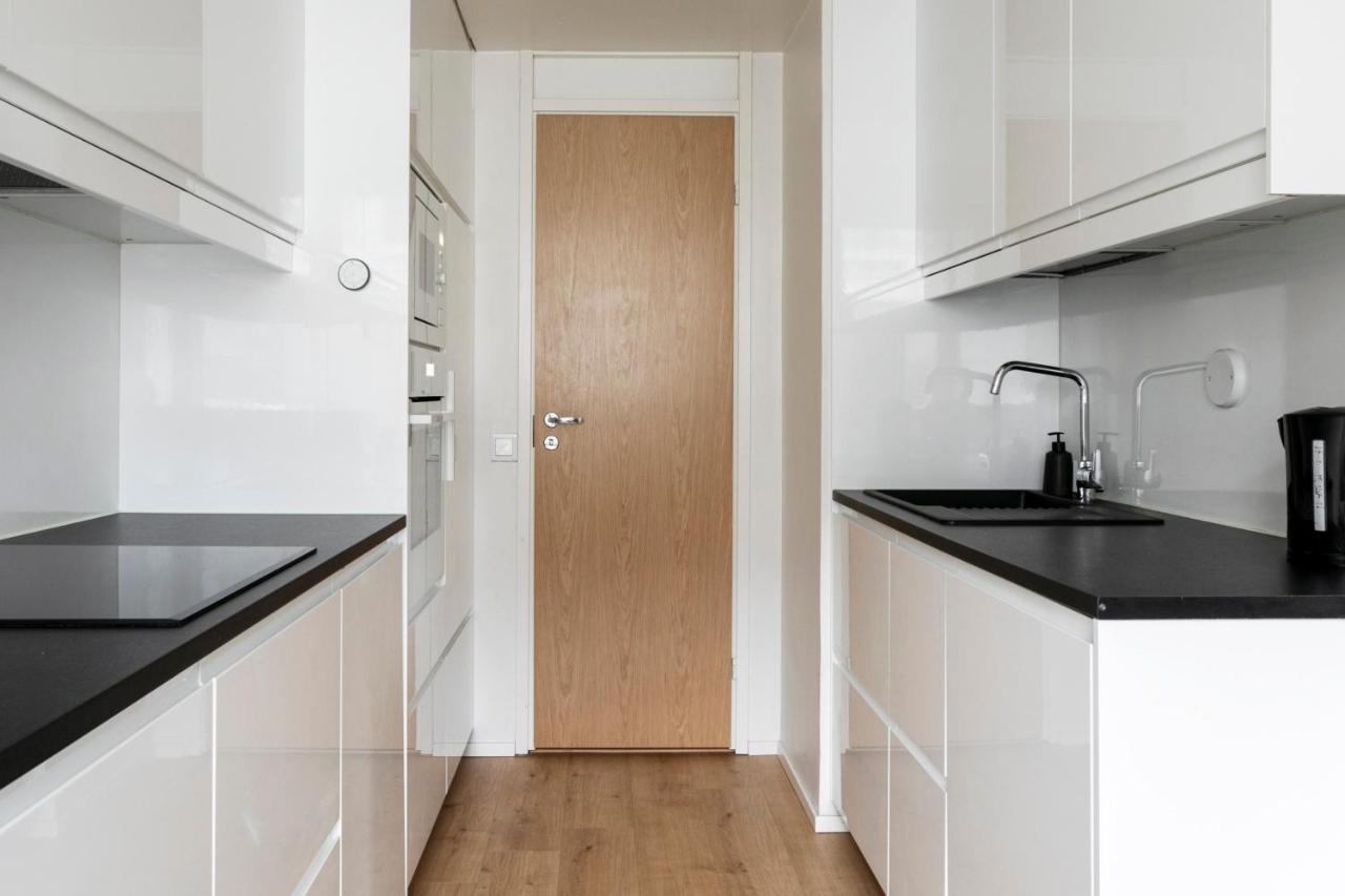 Poista 2ndhomes 2br With Balcony In Punavuori * Helsinki